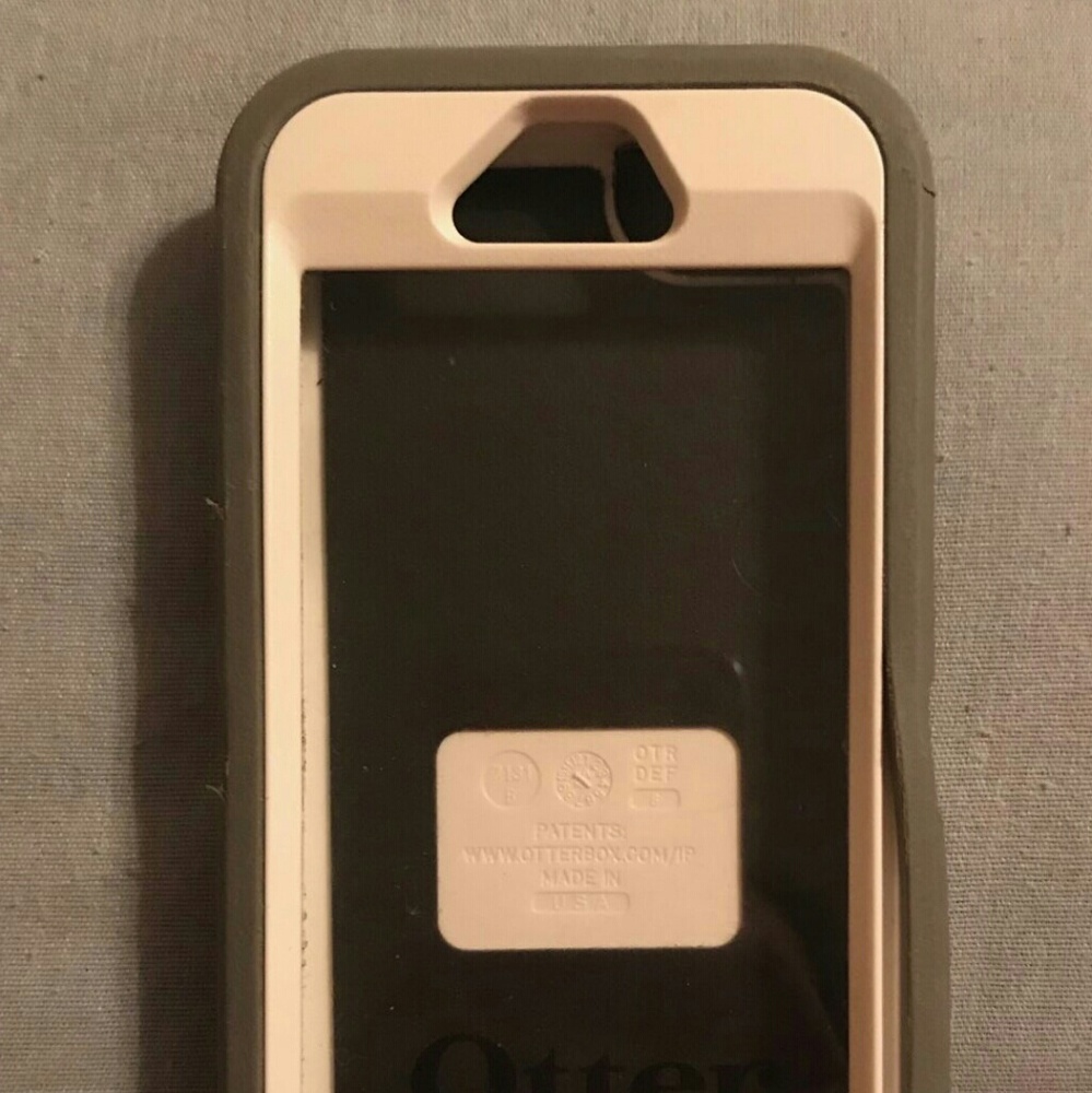 Three Piece Otterbox Phone Case